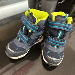 European Toddler boy or girl winter boots size 7